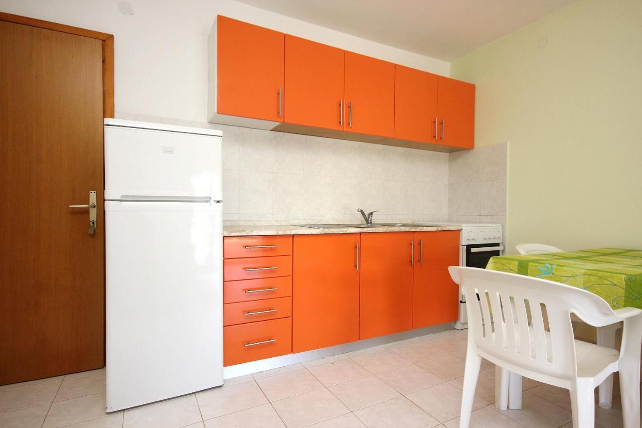 Apartment Tri Zala 174B Zrnovo Eksteriør billede